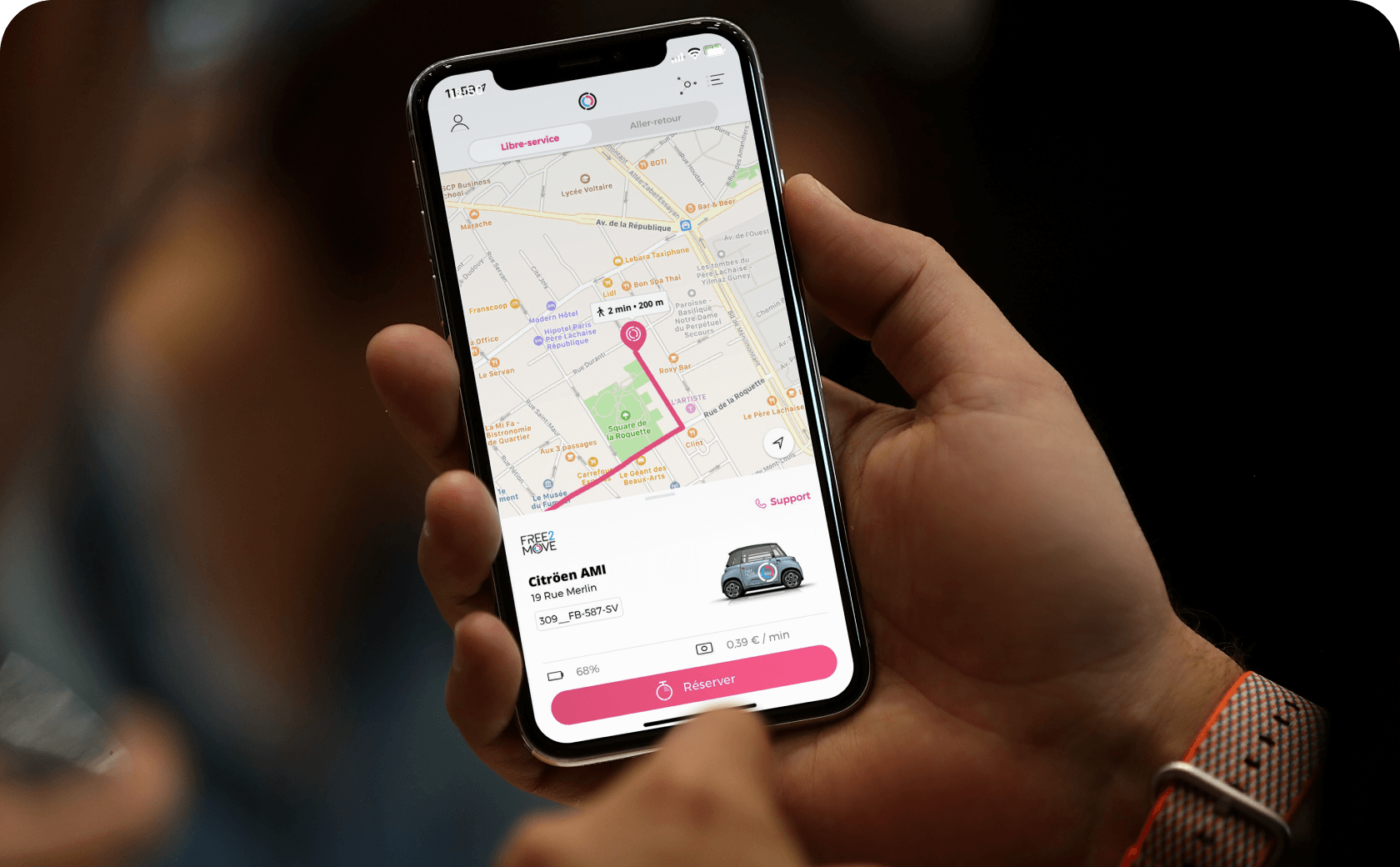 Free2Move app to book a Citroën Ami